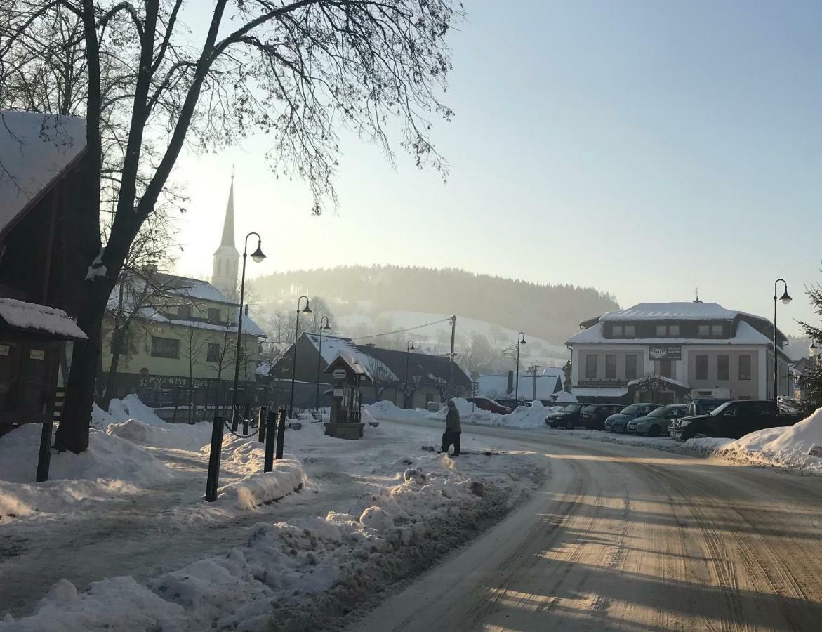 Ubytovani U Valasskych Ponozek Hovezi Luaran gambar